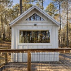 Beautiful Tiny Home on Wheels Ready for Full-Time Living - Image 5