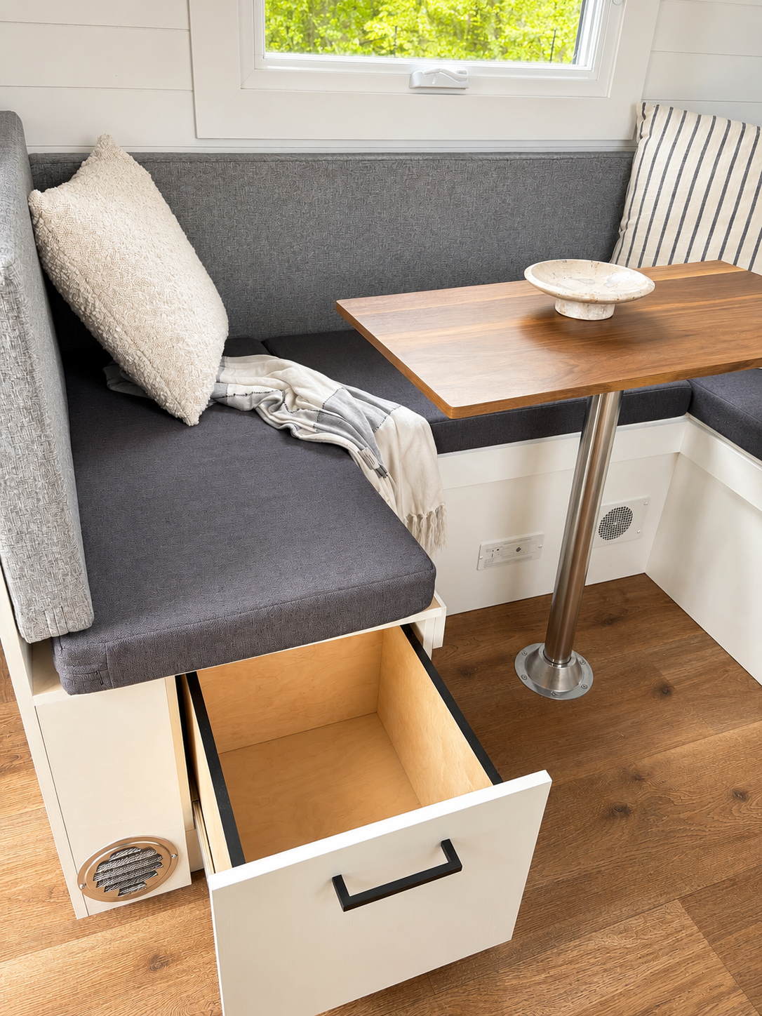 Luxury Tiny House for Sale | Main-Level Bedroom & Modern Features - Image 16