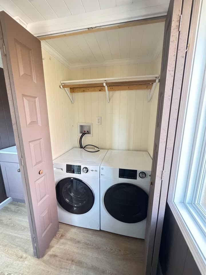 Charming Double-Loft Tiny Home with Washer & Dryer Included - Image 3
