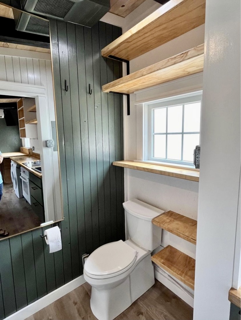 2021 Tiny Home With Main Floor Bedroom | Delivery Available - Image 7