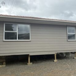 SUPER TIDY 3 BEDROOM - Image 11
