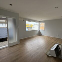 SUPER TIDY 3 BEDROOM - Image 13