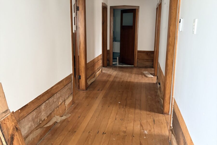 BANGER BUNGALOW” – READY FOR A NEW BEGINNING! - Image 9