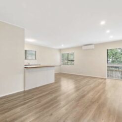 SUPER TIDY 3 BEDROOM - Image 5
