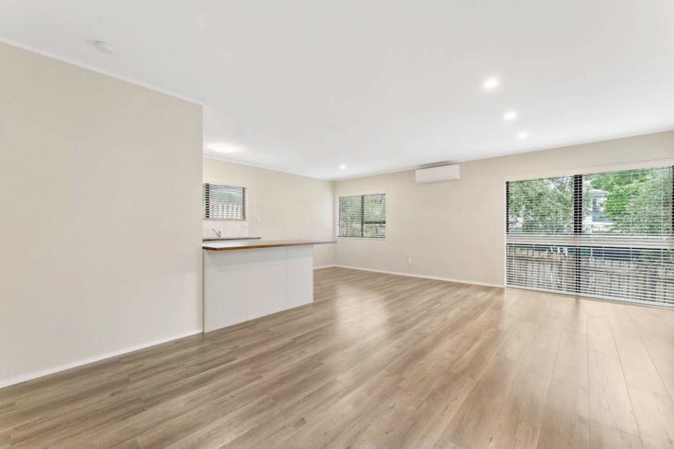 SUPER TIDY 3 BEDROOM - Image 5
