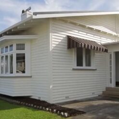 BANGER BUNGALOW” – READY FOR A NEW BEGINNING!