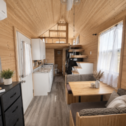 30-Foot Tiny Home Perfect for Full-Time Living - Image 10